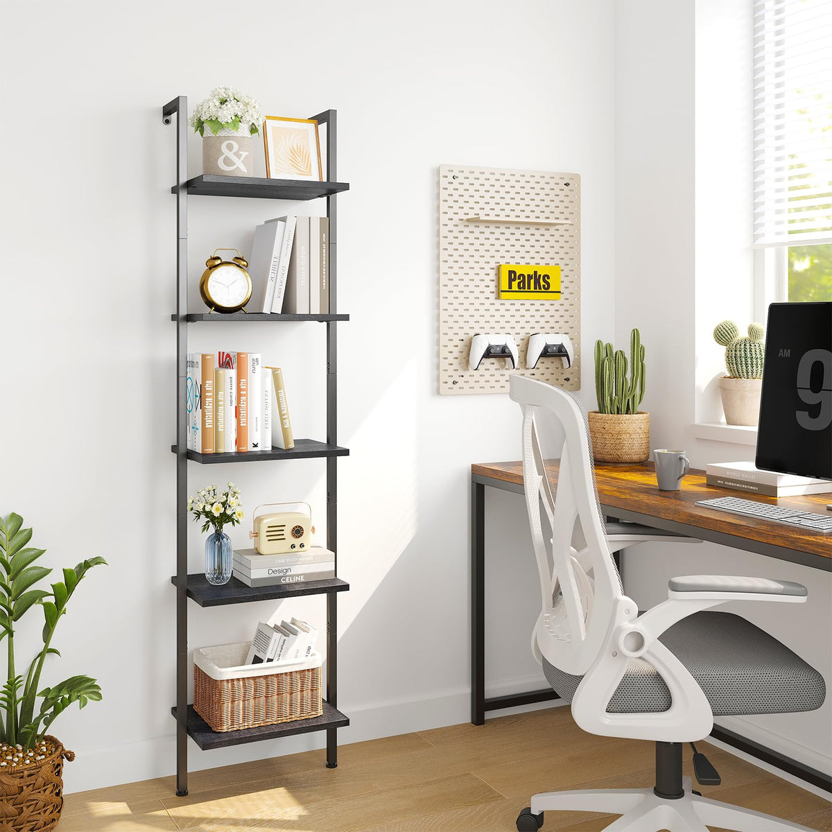 5-Tier Wood Wall Mounted Ladder Bookshelf H7349